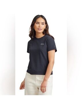 Women's Black Short Sleeve Crewneck Tee